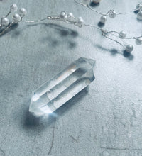 Load image into Gallery viewer, Clear Quartz Double Terminated wands