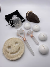 Load image into Gallery viewer, Quartz Pamper Gift Box