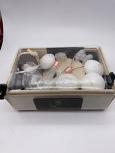 Load image into Gallery viewer, Quartz Pamper Gift Box