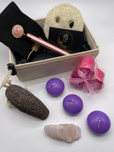 Load image into Gallery viewer, Rose Quartz Pamper Gift Box
