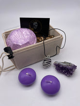 Load image into Gallery viewer, Amethyst Gift Box