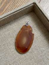 Load image into Gallery viewer, Agate Slice Pendant