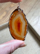 Load image into Gallery viewer, Agate Slice Pendant