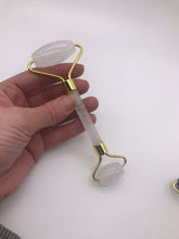 Load image into Gallery viewer, Quartz Gemstone Massage Face Roller