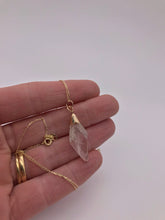 Load image into Gallery viewer, Faden Quartz with Gold Pendant