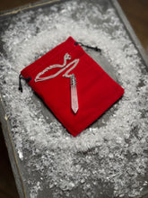 Load image into Gallery viewer, Gemstone Pendulum Pendant - Clear or Rose Quartz