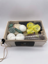 Load image into Gallery viewer, Quartz Pamper Gift Box
