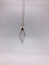 Load image into Gallery viewer, Faden Quartz with Gold Pendant

