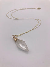 Load image into Gallery viewer, Faden Quartz with Gold Pendant
